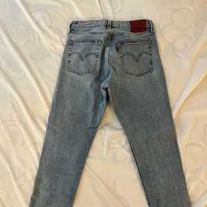 Levi’s Premium Wedgie Jeans 27